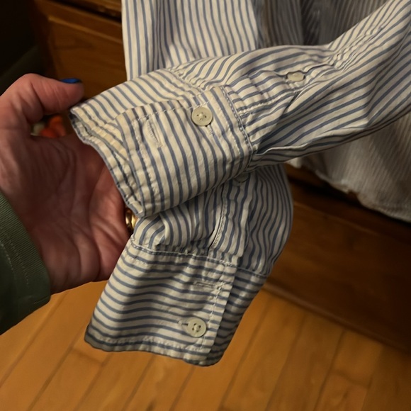 Size XL Tommy Dress shirt for work. Blue and white pin stripe - Picture 4 of 5